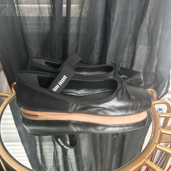 Miu Miu Lea Logo Leather Ballerina Flats - Picture 5 of 9